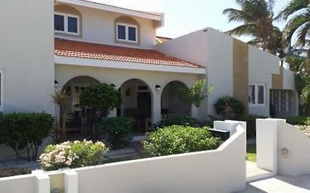 Bubali Villa & Apartments Luaran gambar